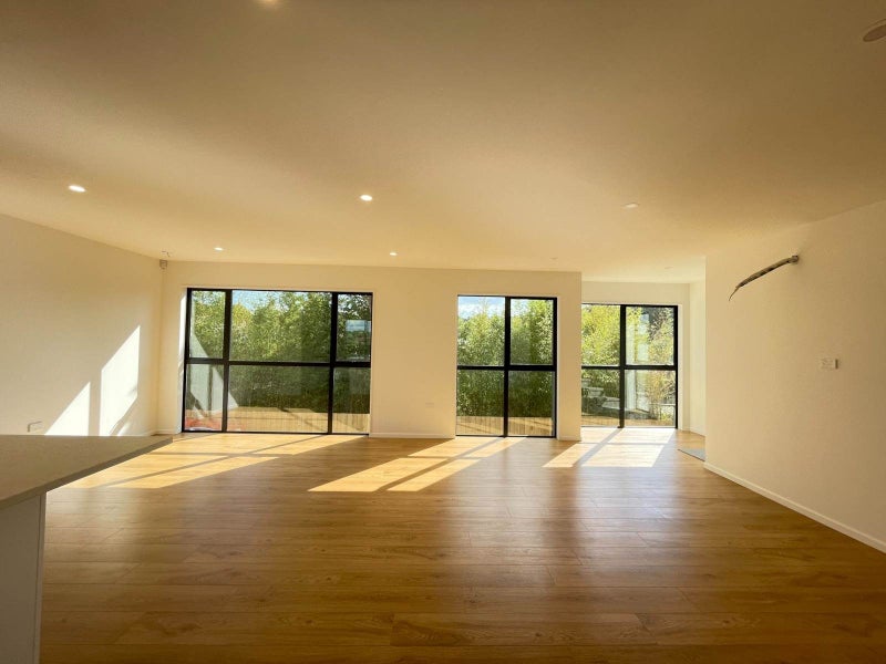 68E Merton Road, Saint Johns, Auckland - Carousel 2