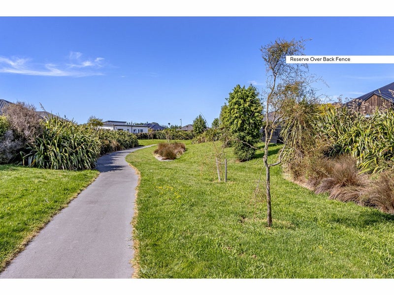 22 Luxembourg Crescent, Halswell, Christchurch - Carousel 11