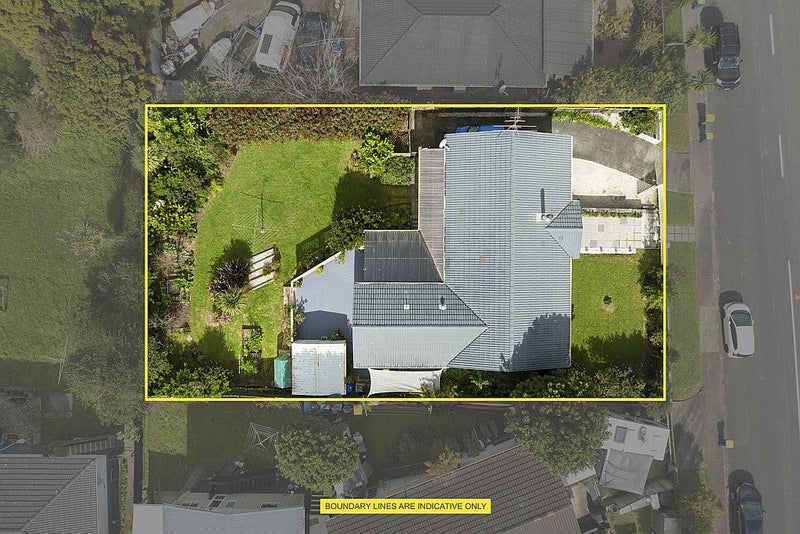 26 Redwood Drive, Massey, Auckland - Carousel 1