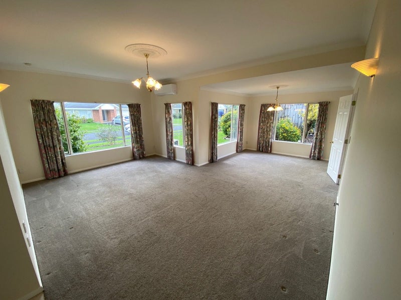 14 Glencullen Place, Dannemora, Auckland - Carousel 2