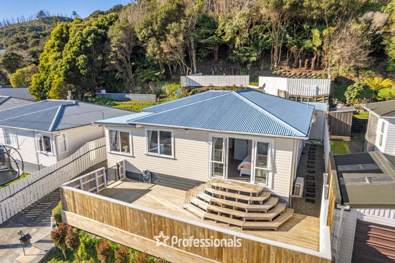 61 Petrie Street, Wainuiomata, Lower Hutt - Carousel 1