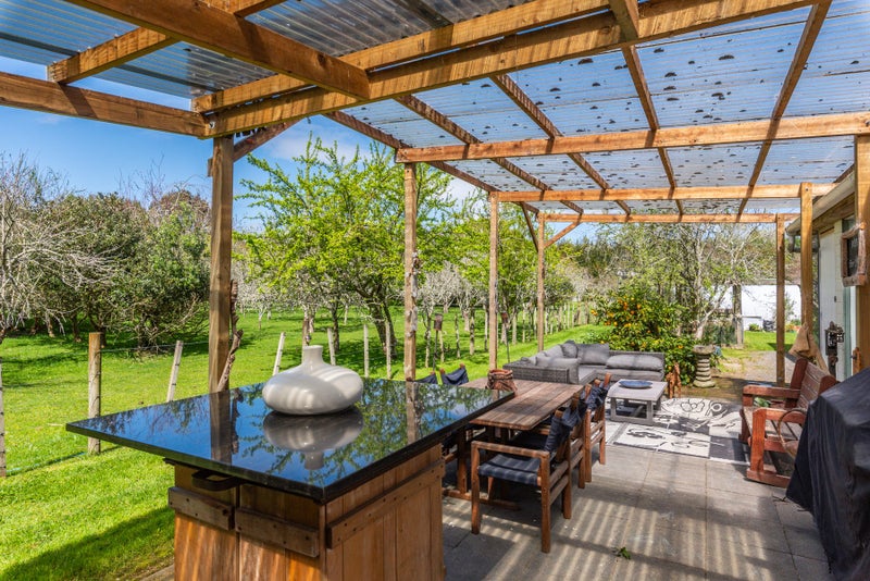 35 Whelans Road, Levin, Levin - Carousel 1