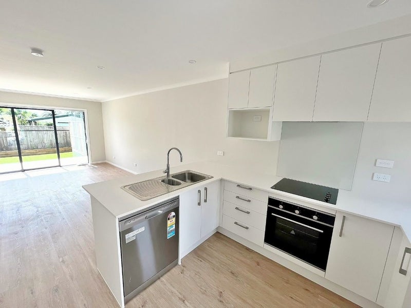 19/125B Metcalfe Road, Ranui, Auckland - Carousel 2