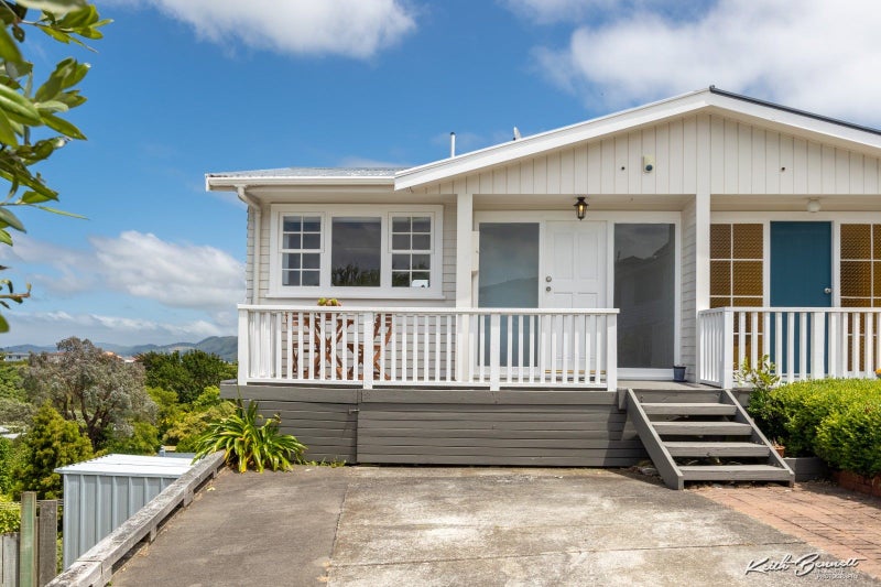 36B Truro Road, Camborne, Porirua - Carousel 20