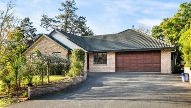 29 Almond Grove, Greenhithe, Auckland - Carousel 1