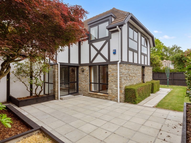 11A Thurlestone Place, Burnside, Christchurch - Carousel 2