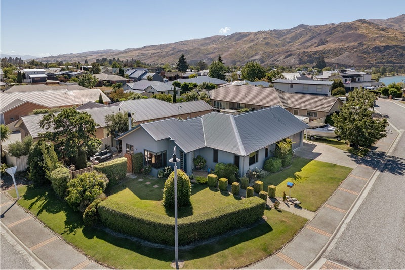 13 Matthews Crescent, Cromwell, Cromwell - Carousel 1
