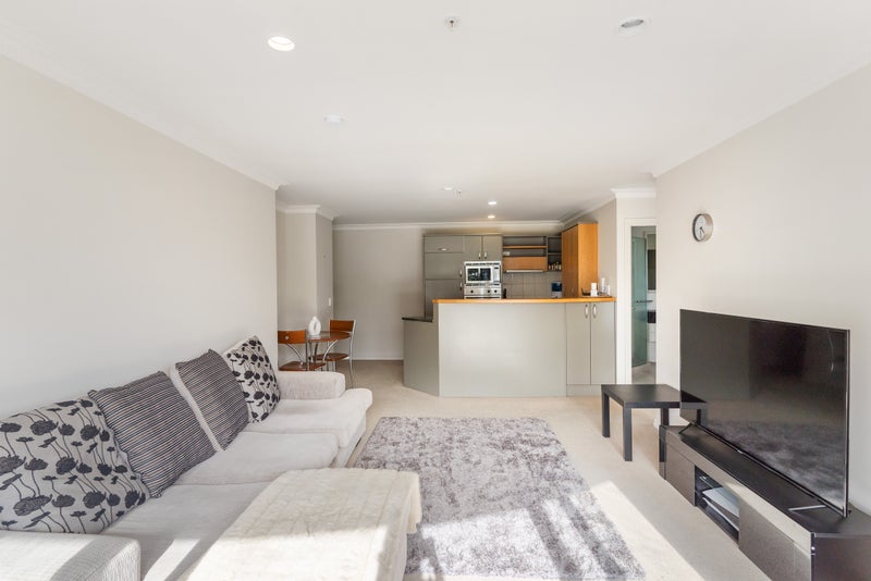 1F/118 Gladstone Road, Parnell, Auckland - Carousel 2