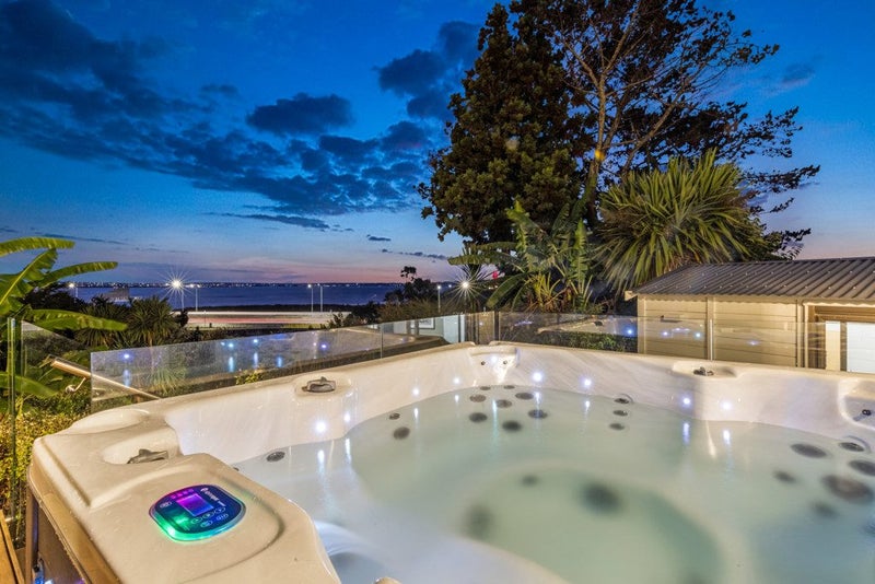 17 Hemington Street, Waterview, Auckland - Carousel 2