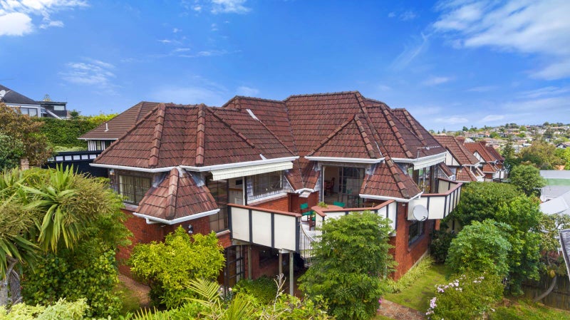 15B Waimarie Street, St Heliers, Auckland - Carousel 1