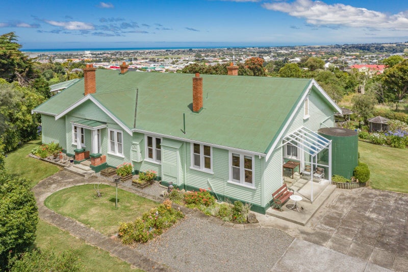 34 Shakespeare Road, Bastia Hill, Whanganui - Carousel 1