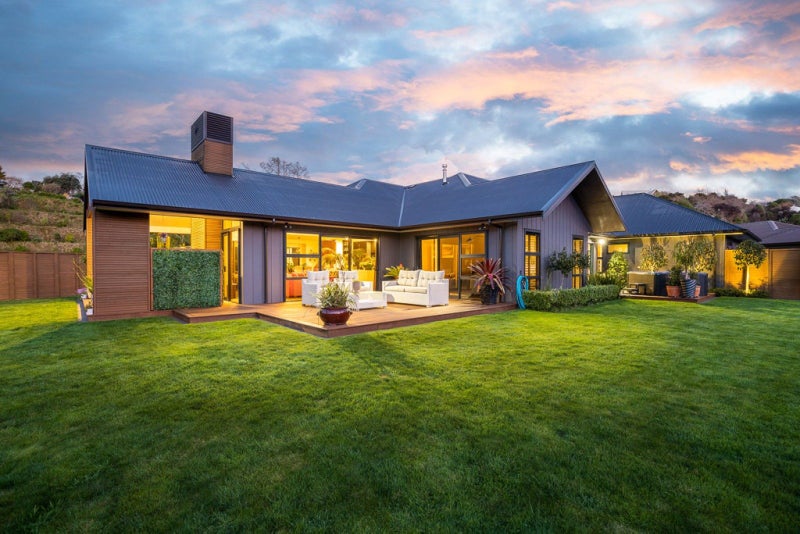 10 Pike Place, Ferndale, New Plymouth - Carousel 1