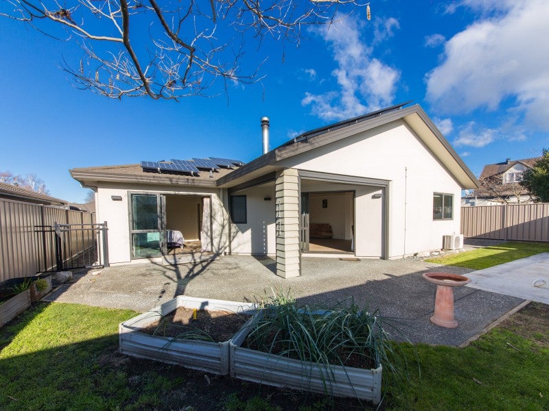 14B Arbuckle Road, Frimley, Hastings - Carousel 1