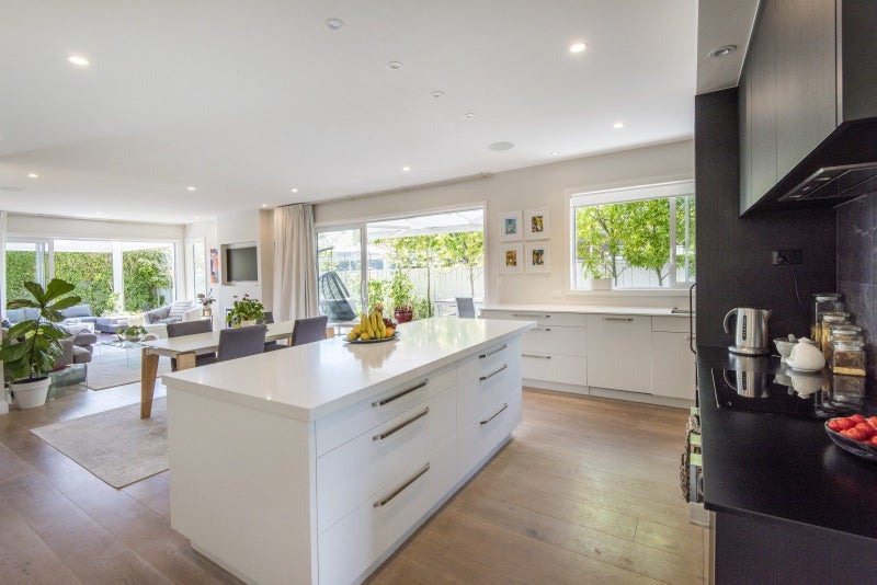 63A Aramoana Avenue, Devonport, Auckland - Carousel 2