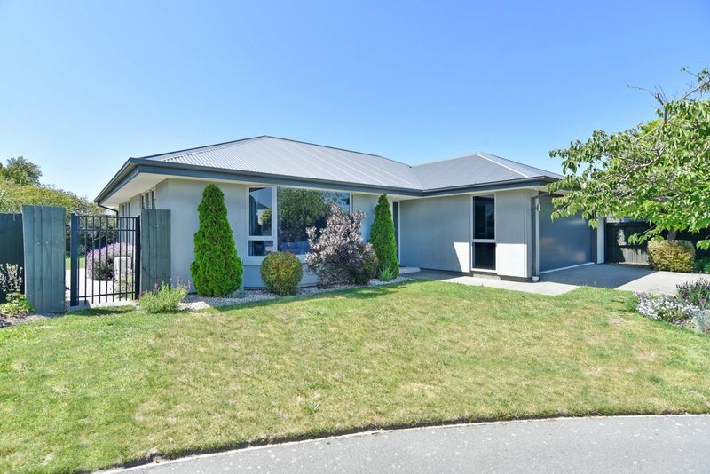 4 Hurst Place, Parklands, Christchurch - Carousel 2