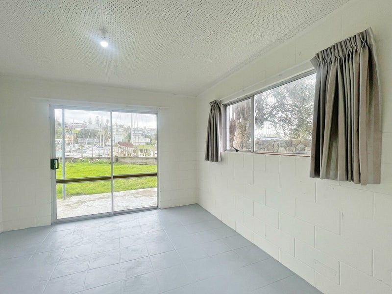 2/22 Craig Road, Milford, Auckland - Carousel 20