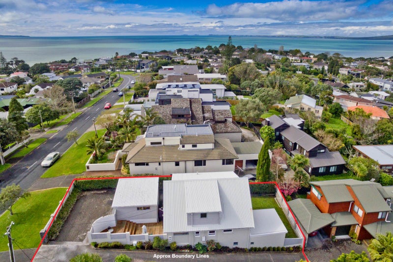 1/30 Kowhai Road, Campbells Bay, Auckland - Carousel 1