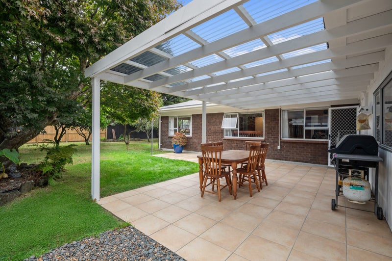 4 Gulliver Place, Conifer Grove, Takanini - Carousel 2
