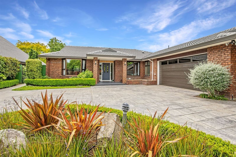 12 Felstead Place, Avonhead, Christchurch - Carousel 1