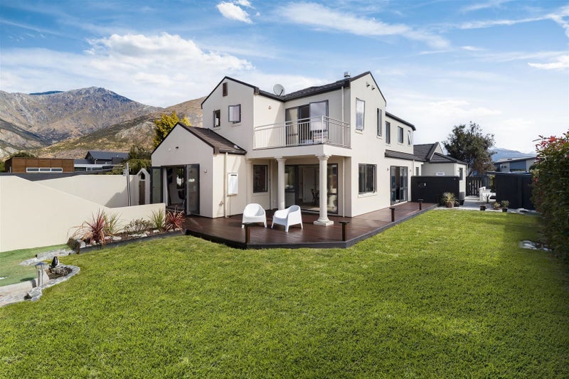 1 Coburn Place, Lake Hayes, Queenstown - Carousel 1
