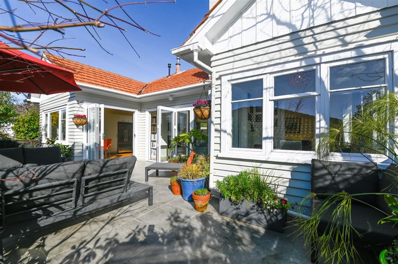 11 Lynmore Avenue, Lynmore, Rotorua - Carousel 1