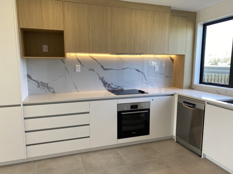 60 Elm Street, Avondale, Auckland - Carousel 2