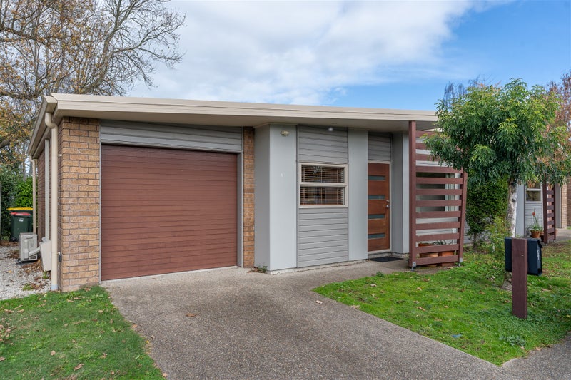 4/46 Peachgrove Road, Hamilton East, Hamilton - Carousel 1