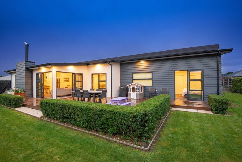 3 Kinloch Place, Mosgiel, Mosgiel - Carousel 2