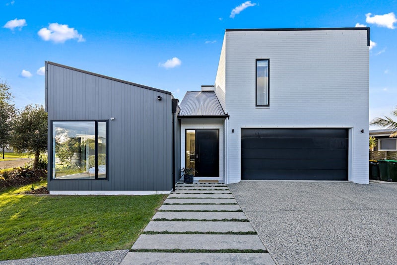 2 Patiki Place, Omaha - Carousel 2