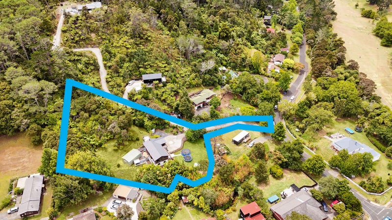 2A Parklands Avenue, Swanson, Auckland - Carousel 1