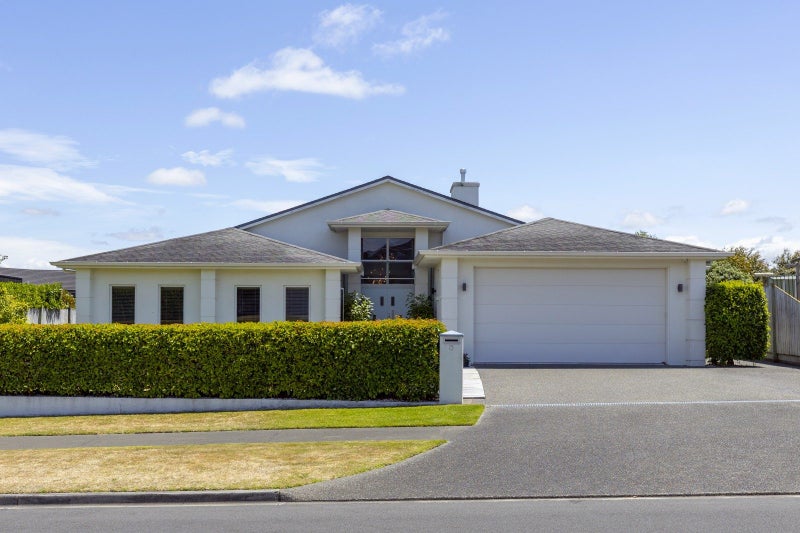 25 Magnolia Rise, Waipahihi, Taupo - Carousel 2