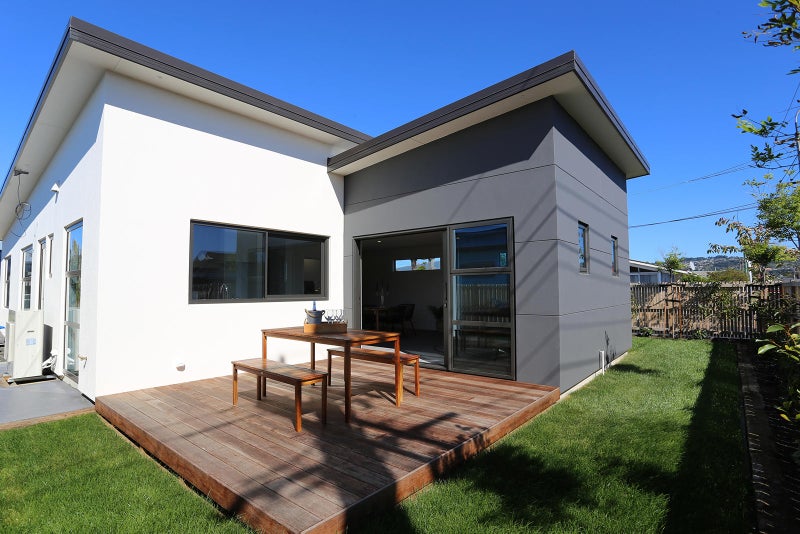 15 Bay View Road, South Dunedin, Dunedin - Carousel 1