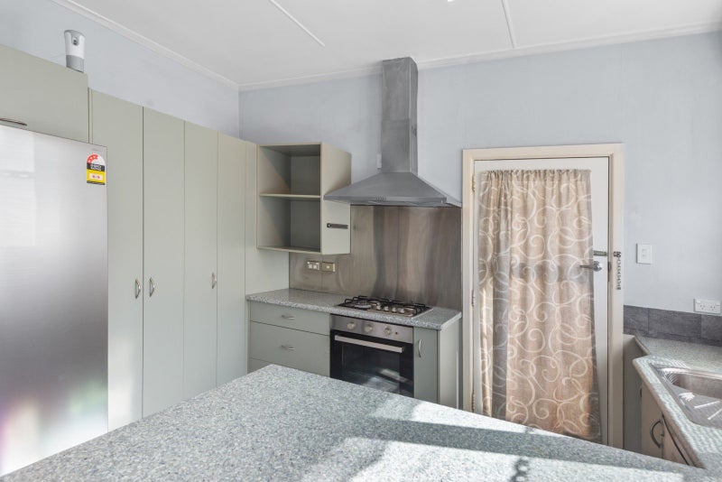 32 Lune Street, South Hill, Oamaru - Carousel 2