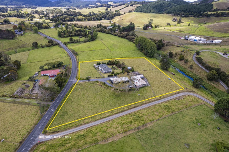 77 Pataua Road, WHAREORA, WHANGAREI - Carousel 1
