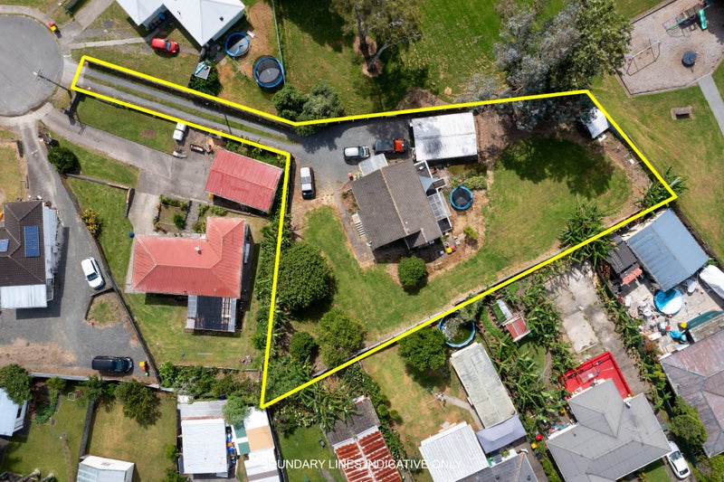 15 Gubb Place, Otara, Auckland - Carousel 1