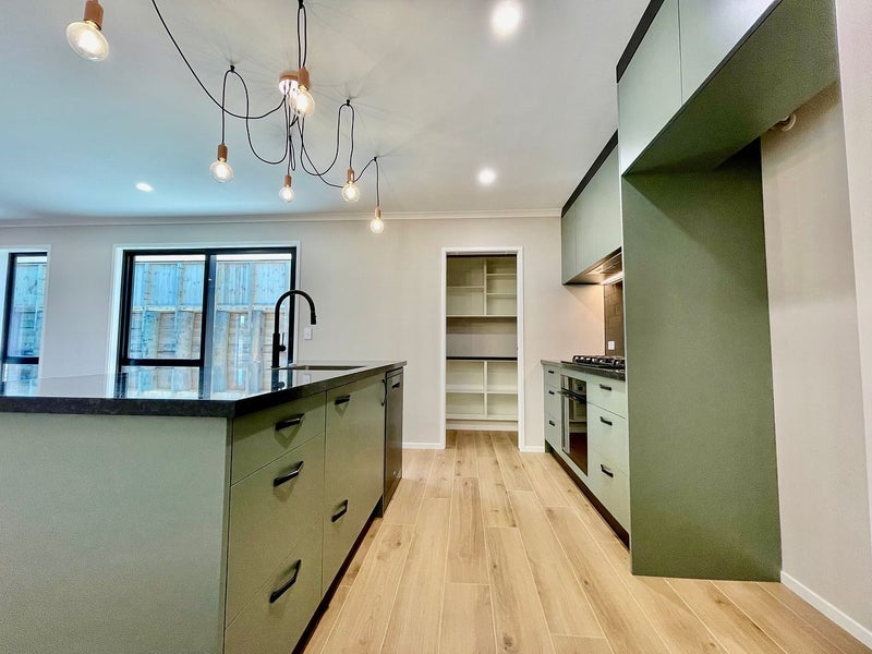 21 Road For Dp 588318 - Carousel 2