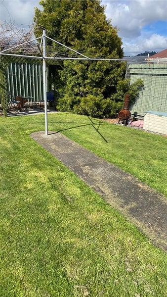 7 Courtenay Road, Heretaunga, Upper Hutt - Carousel 2