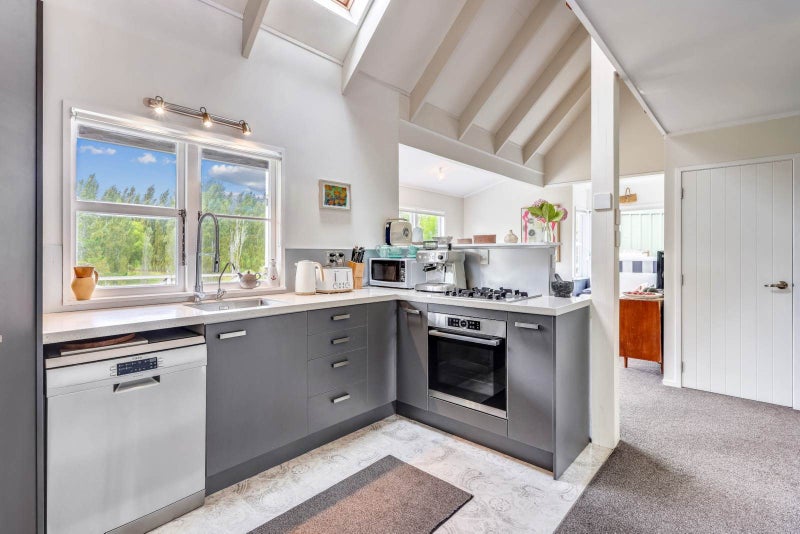 14 Puawai Street, Kaiwaka - Carousel 2