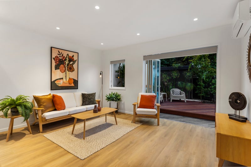 10 Gwilliam Place, Freemans Bay, Auckland - Carousel 2