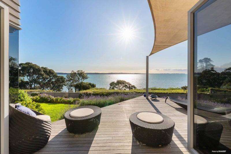 65 Pine Harbour Parade, Beachlands, Auckland - Carousel 2