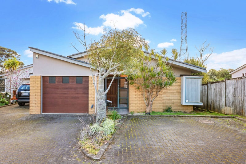 9/17 Matata Street, Blockhouse Bay, Auckland - Carousel 1