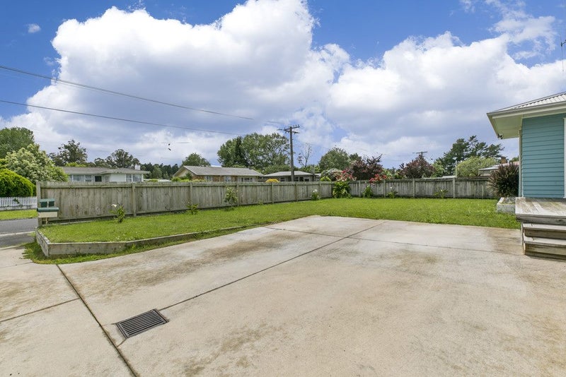 94 Bruce Avenue, Glenview, Hamilton - Carousel 16