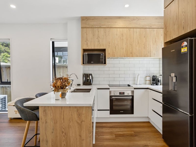 3/22 Coniston Avenue, Te Atatu South, Auckland - Carousel 2
