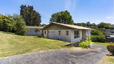 21 Hewlett Road, Massey, Auckland - Carousel 1