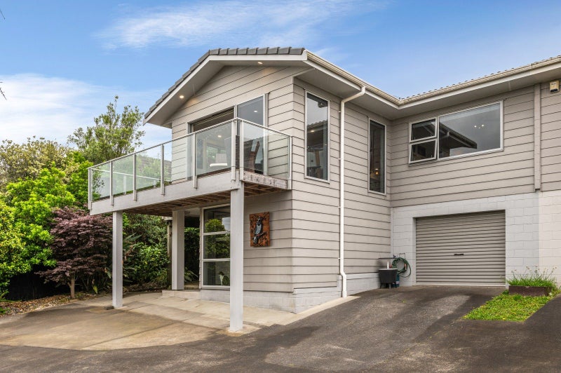 1/7 Clunie Place, Highland Park, Auckland - Carousel 2