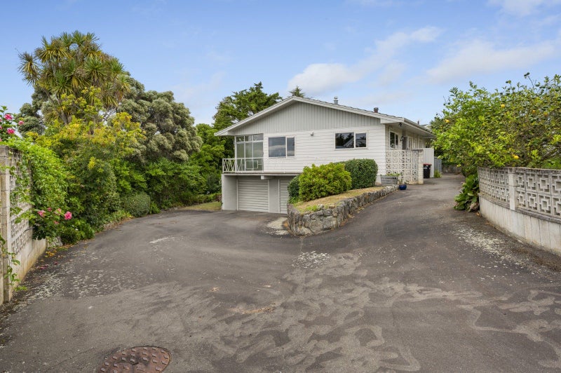10 Randall Place, Hospital Hill, Napier - Carousel 20