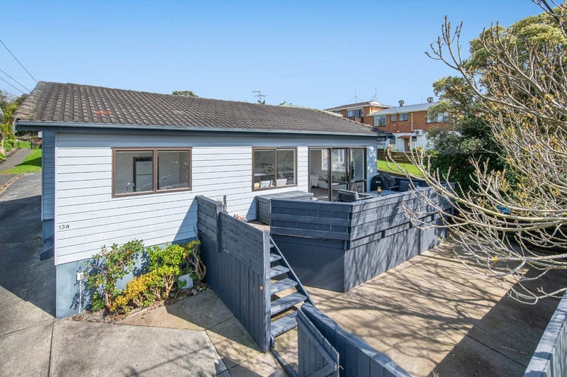 13A Red Beach Road, Red Beach, Whangaparāoa - Carousel 1