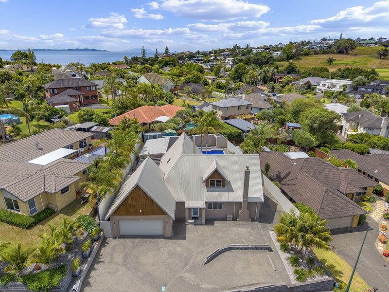 6 Commodore Court, Gulf Harbour, Whangaparaoa - Carousel 2