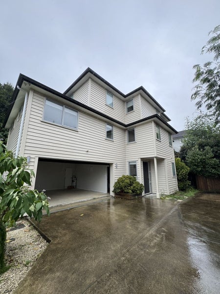 13 Lavender Court, Saint Johns, Auckland - Carousel 13