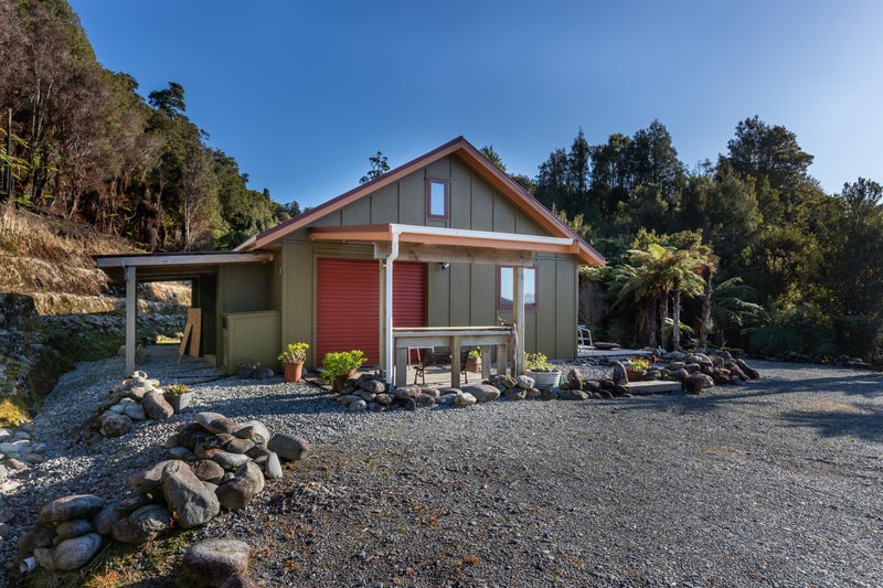 556 Blue Spur Road, Arahura Valley - Carousel 1